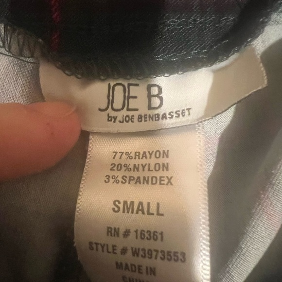 🧡 5 for $25 🧡 pants - Picture 2 of 3